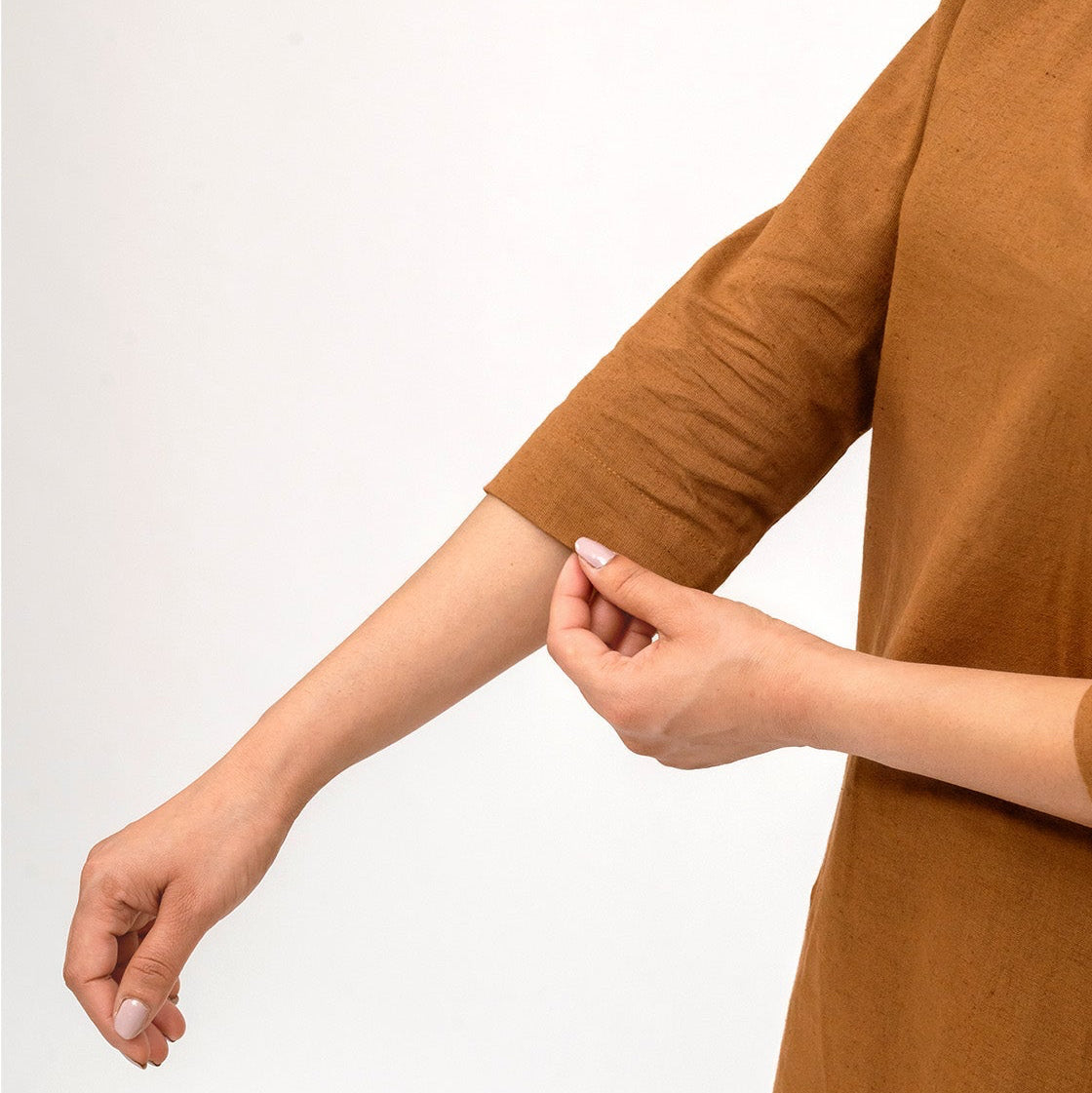 Raw's V-Neck Long Kurta (BROWN)