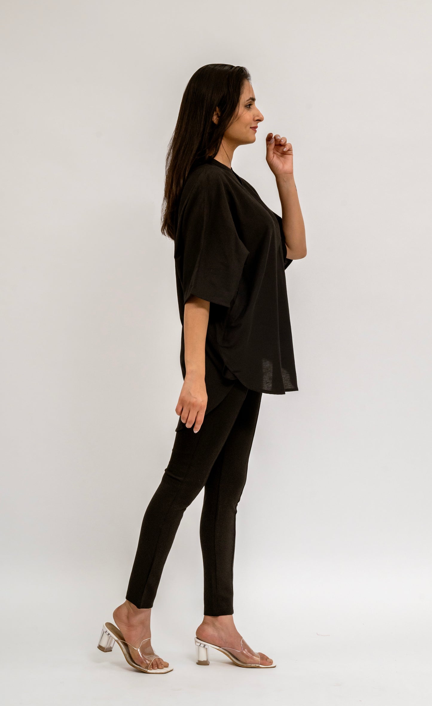Raw's Yoga Tunic (Black)