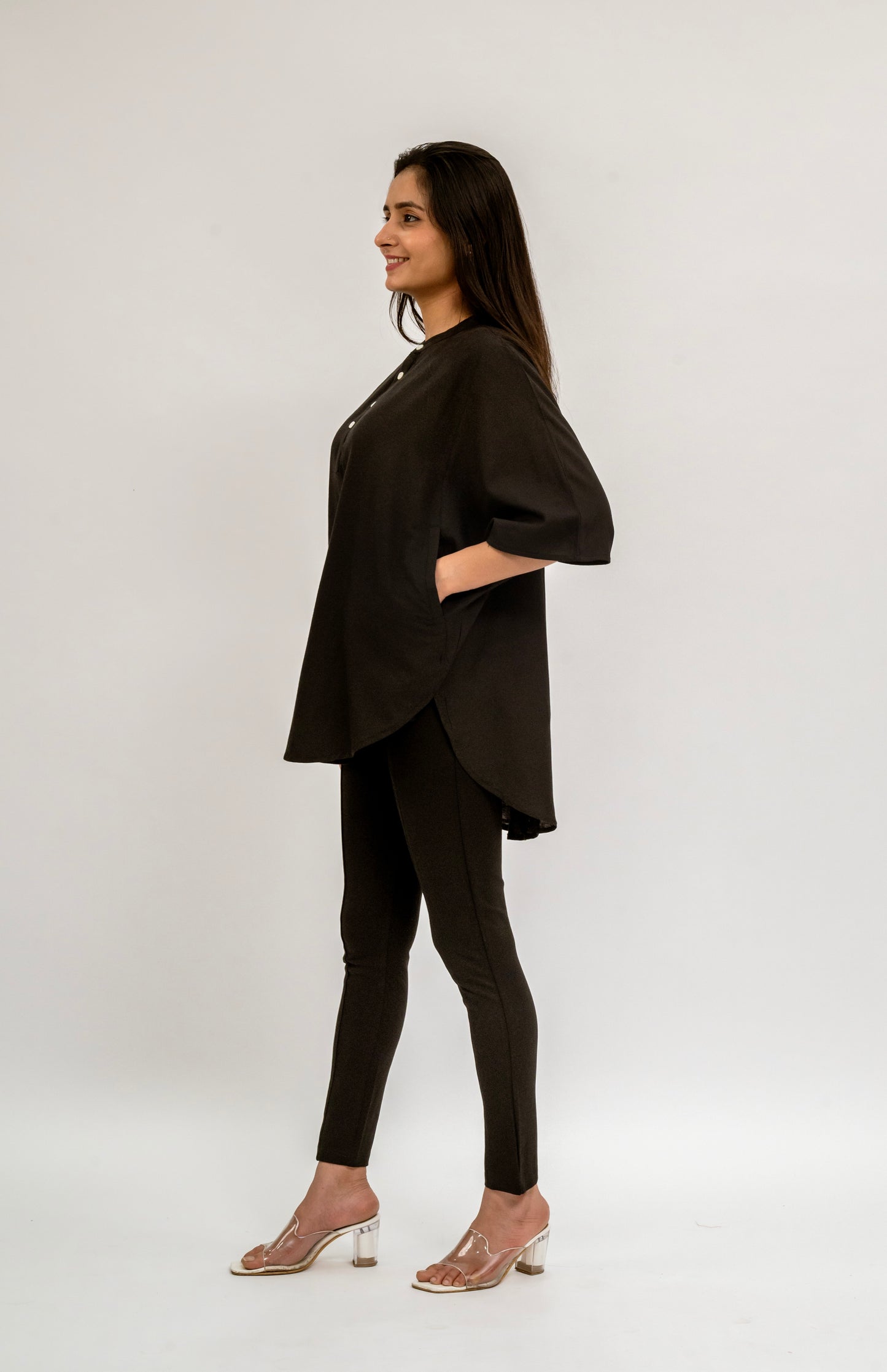 Raw's Yoga Tunic (Black)