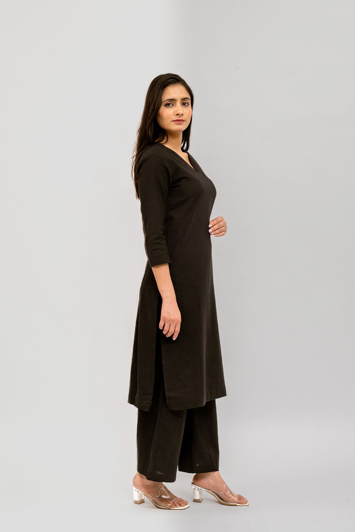 Raw's V-Neck Long Kurta (BLACK)