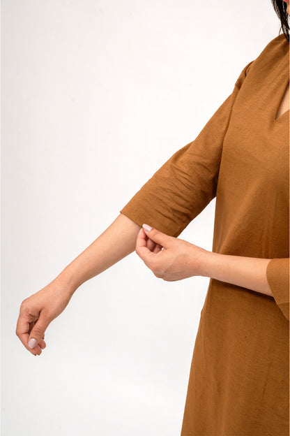 Raw's V-Neck Long Kurta (BROWN)